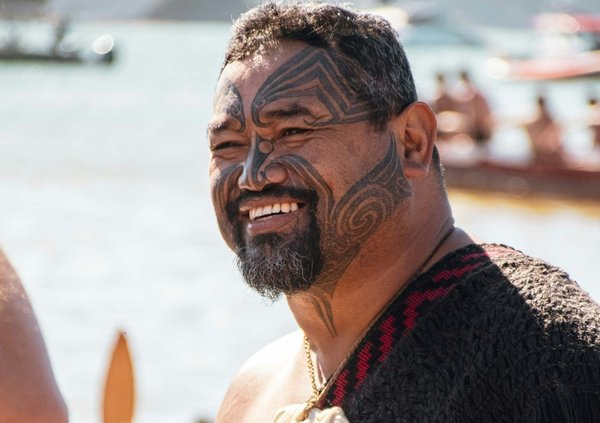 Où découvrir les traditions de la culture Sami en Norvège : visites et expériences recommandées ?